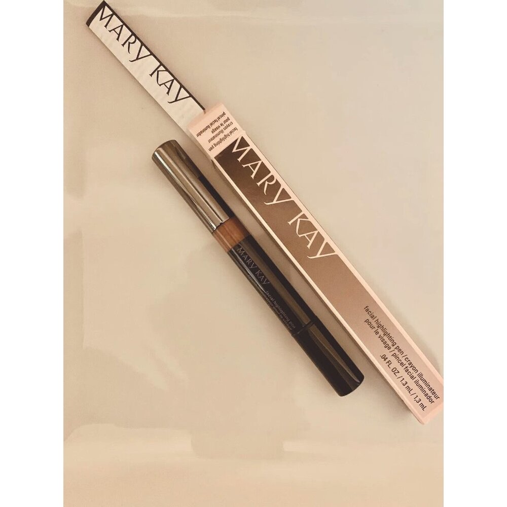 Mary Kay Facial Highlighting Pen Illuminator -Shade 4/“NIB” Expired 019031